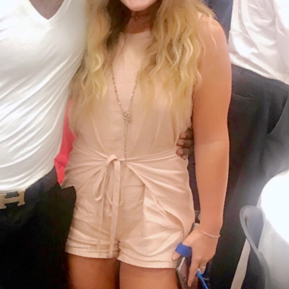 romper - Picture 3 of 3